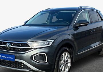 VW T-Roc 7.719 km 27.980 &euro; Breklum 25821