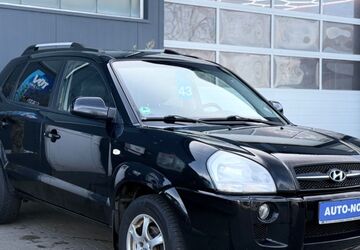 Hyundai TUCSON 212.256 km 3.990 &euro; Husum 25813