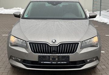 Skoda Superb 157.000 km 13.100 &euro; Husum 25813