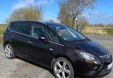 Opel Zafira Tourer 145.100 km 6.700 &euro; Friedrichstadt 25840