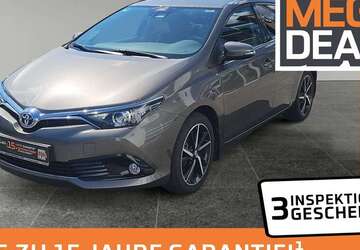 Toyota Auris 136.396 km 12.980 &euro; Husum 25813