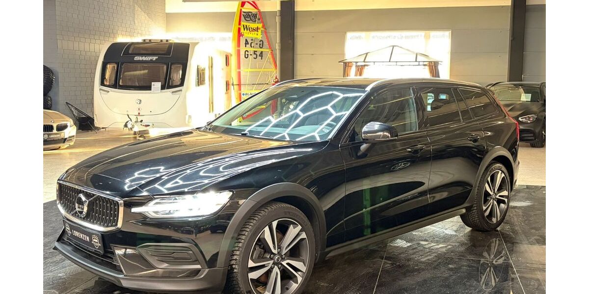 Volvo V60 156.865 km 26.995 &euro; Husum 25813