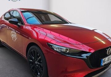 Mazda 3 1.050 km 24.990 &euro; Husum 25813