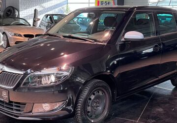 Skoda Fabia 148.456 km 4.995 &euro; Husum 25813