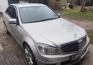 Mercedes-Benz 200 174.000 km 7.400 &euro; Mildstedt 25866