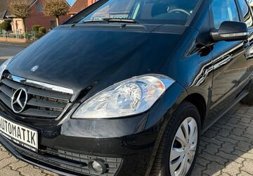 Mercedes-Benz A 180 77.964 km 8.590 &euro; Tielen 24803