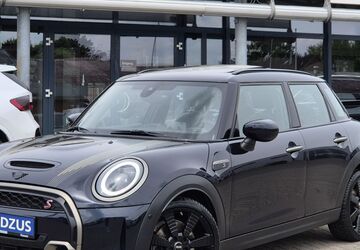 Mini Cooper 67.900 km 24.990 &euro; Husum 25813