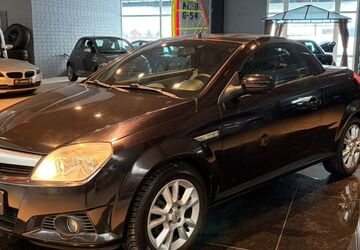 Opel Tigra 179.865 km 1.100 &euro; Husum 25813