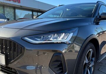 Ford Focus 90.000 km 15.990 &euro; Schuby 24850