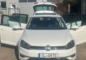 VW Golf 105.000 km 17.500 &euro; Treia 24896