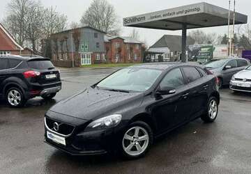 Volvo V40 193.000 km 9.699 &euro; Hemme 25774