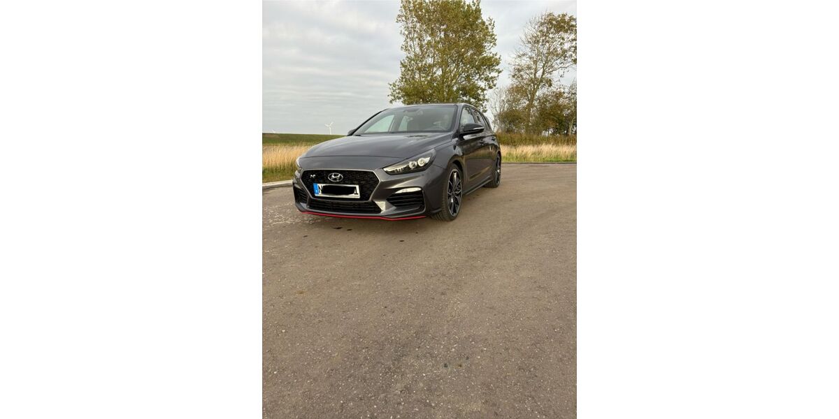 Hyundai i30 65.000 km 22.000 &euro; Oldenswort 25870