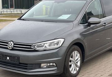 VW Touran 162.600 km 16.500 &euro; Husum 25813