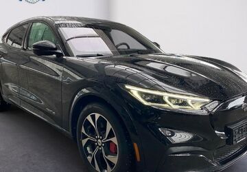 Ford Mustang Mach-E 33.545 km 44.990 &euro; Husum 25813