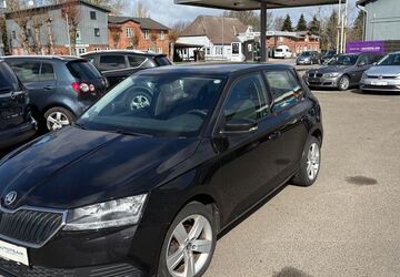 Skoda Fabia 64.301 km 10.999 &euro; Hemme 25774