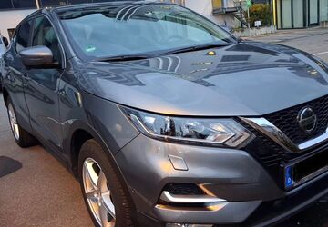 Nissan Qashqai 85.000 km 14.500 &euro; Ellingstedt 24870