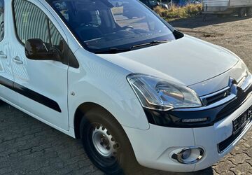Citroen Berlingo 132.900 km 10.500 &euro; Husum 25813