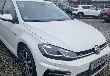 VW Golf 131.500 km 15.390 &euro; Husum 25813