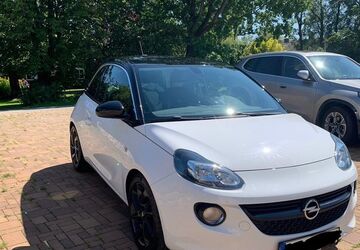 Opel Adam 89.557 km 9.990 &euro; Schwabstedt 25876