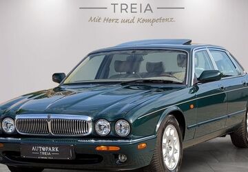 Jaguar XJ8 164.000 km 12.980 &euro; Treia 24896