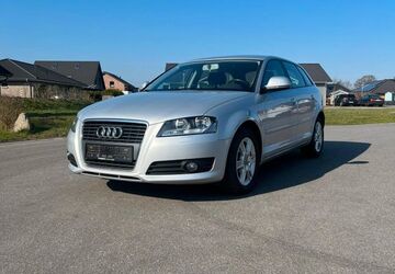 Audi A3 270.000 km 4.300 &euro; Jörl 24992