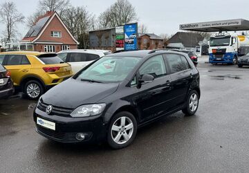 VW Golf 153.354 km 7.699 &euro; Hemme 25774