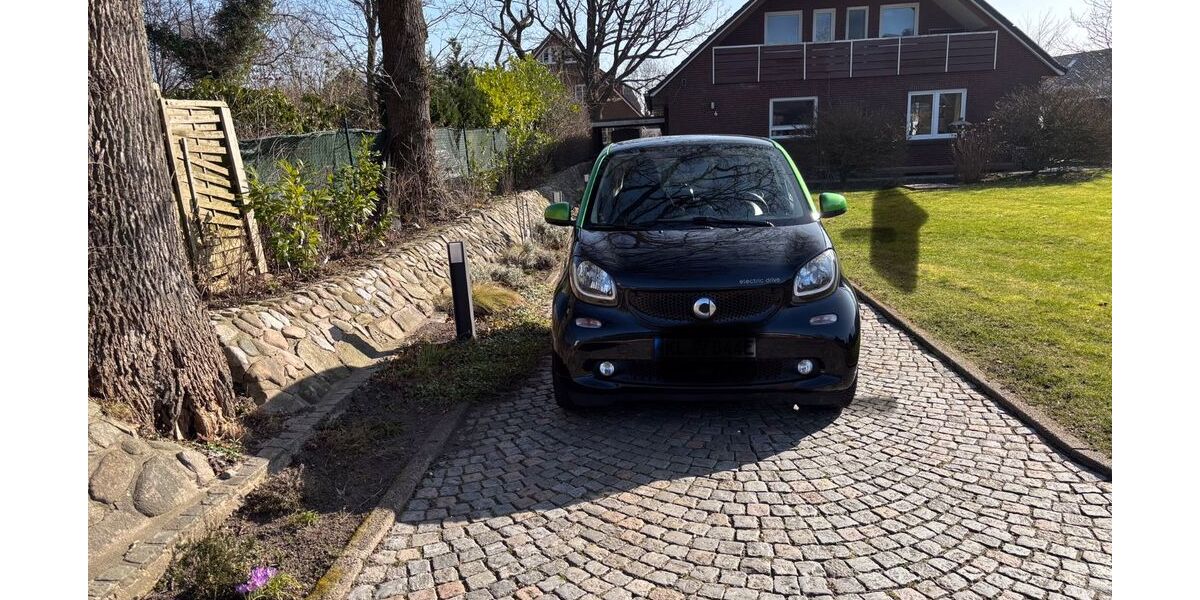 Smart ForTwo 63.791 km 7.800 &euro; Hattstedt 25856