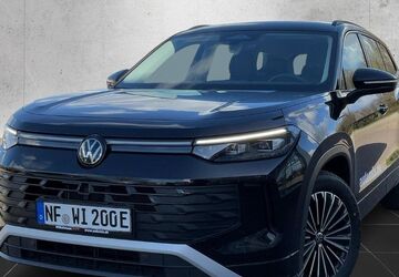 VW Tayron 25.300 km 43.500 &euro; Enge-Sande 25917