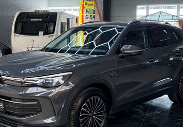 VW Tiguan 19.865 km 38.995 &euro; Husum 25813