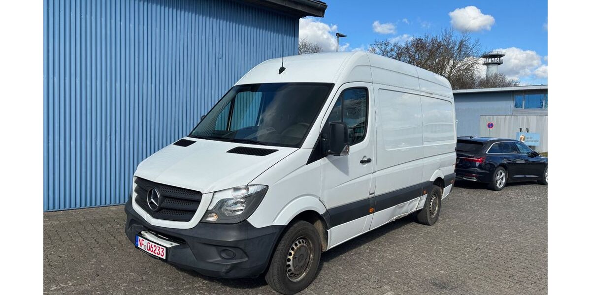 Mercedes-Benz Sprinter 236.122 km 10.900 &euro; Husum 25813