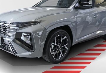 Hyundai TUCSON 9.900 km 35.960 &euro; Husum 25813